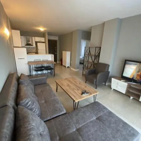 Aura בית נופש *