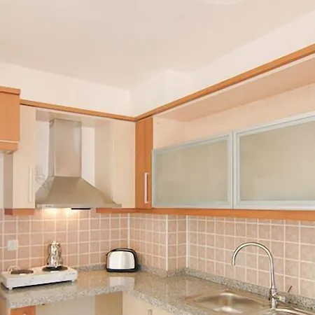 בית נופש Aura *